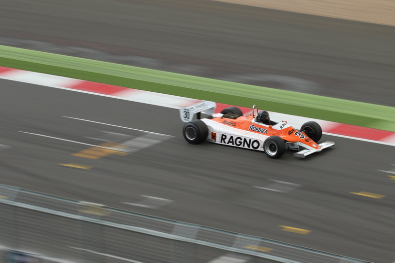 Illustration for article titled Ogle At The Best Cars Racing At The Silverstone Classic